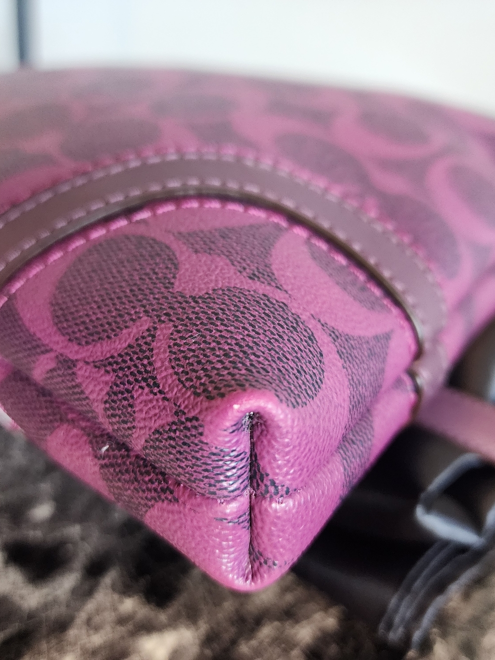 Coach Soho Monogram Zip Shoulder Bag In Deep Plum From 2011 - Picture 5 of 12